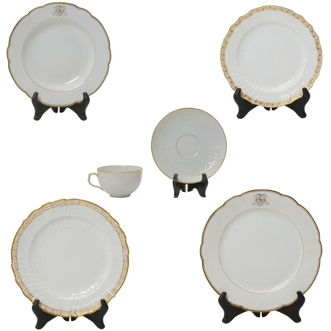 37 Articles of KPM Berlin Porcelain Dinnerware (1 of 7)