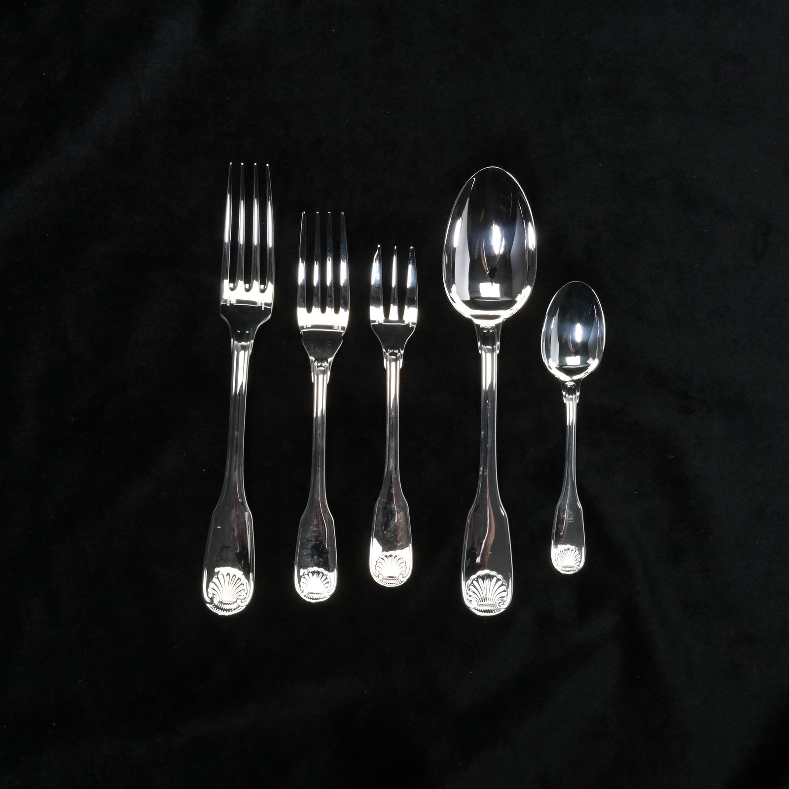Christofle Arcantia Silverplate Pattern Flatware. (1 of 3)