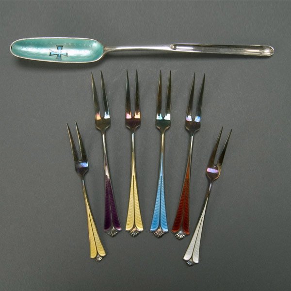 6 David Andersen Norway Cocktail Forks: Boxed Set of Six David Andersen Norway Enamel Sterling Cocktail Forks; together with a Danish enameled marrow spoon {Total silver weight 3.85 troy oz; length of spoon 8 1/2 inches; length of longer fo