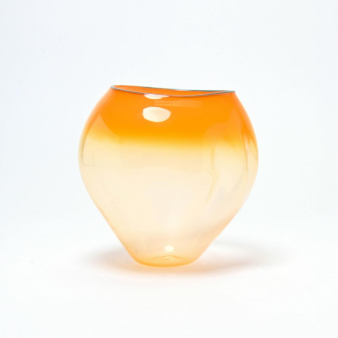 Dale Chihuly Glass Bowl Basket. (1 of 4)