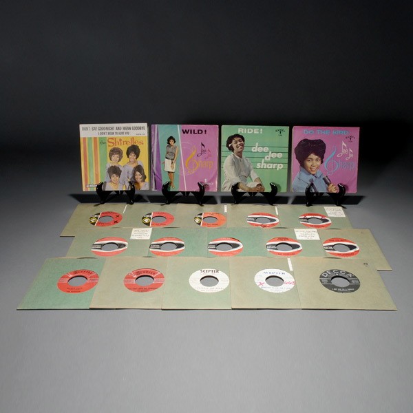 Group of 19 Shirelles & Dee Dee Sharp 7" Records: Group of Nineteen Shirelles and Dee Dee Sharp 7" Vinyl Records, including Shirelles, "I Met him On A Sunday" (Decca 9-30588, VG+), "Dedicated To The One I Love" (Scepter 1203, white label, vinyl VG+, 