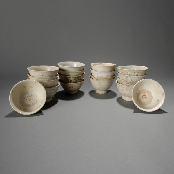 18 Hoi An Hoard Enamel Vietnamese Bowls: Eighteen Hoi An Hoard Enamel Vietnamese Bowls, Late 15th/Early 16th Century {Height 3 inches, average diameter 5 1/4 inches}