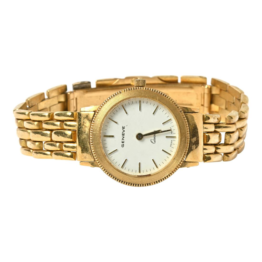 Ladies Geneve 18k Yellow Gold Wristwatch. (1 of 5)