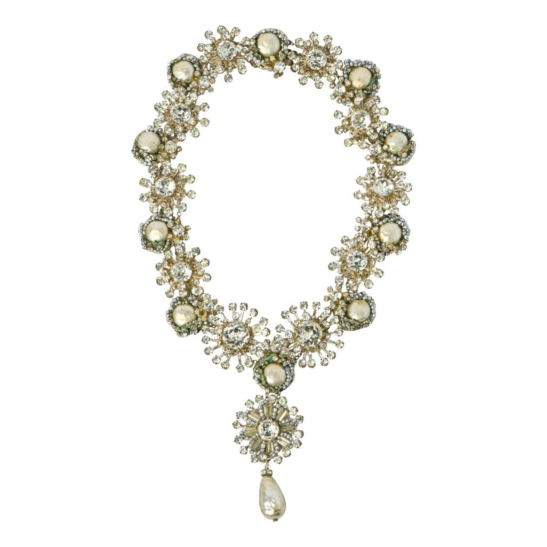 Miriam Haskell Rhinestone, Imitation Pearl Necklace. (1 of 4)