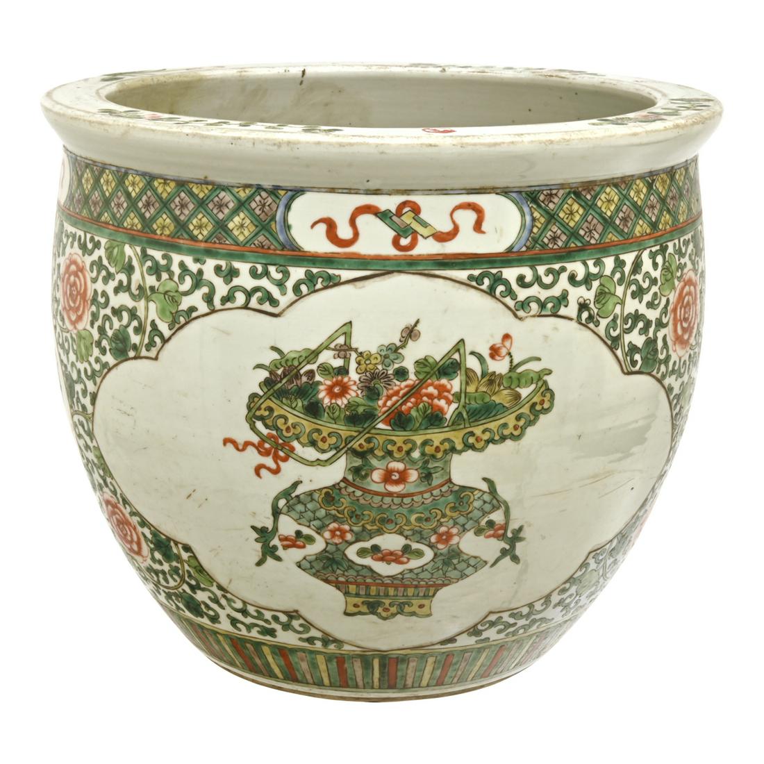 Two Chinese Famille Verte Porcelain Vessels (1 of 5)