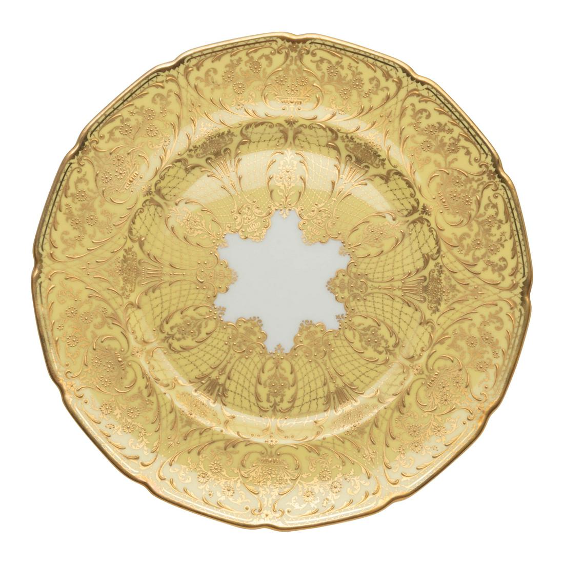 Eight Royal Doulton Yellow and Gilt Dinner Plates. (1 of 3)