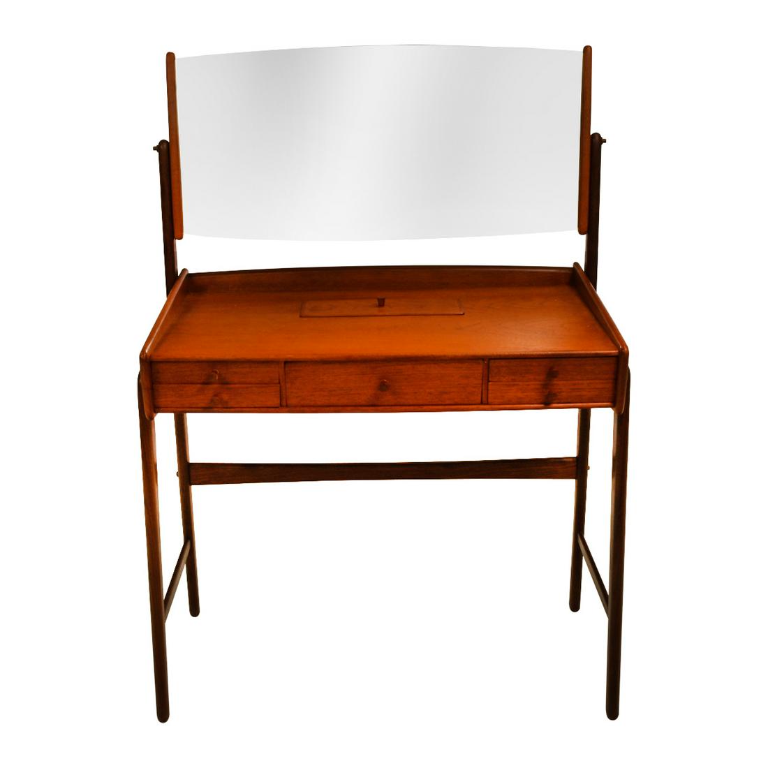 Danish MCM Teak Illums Bolighus Lady's Dressing Table. (1 of 3)