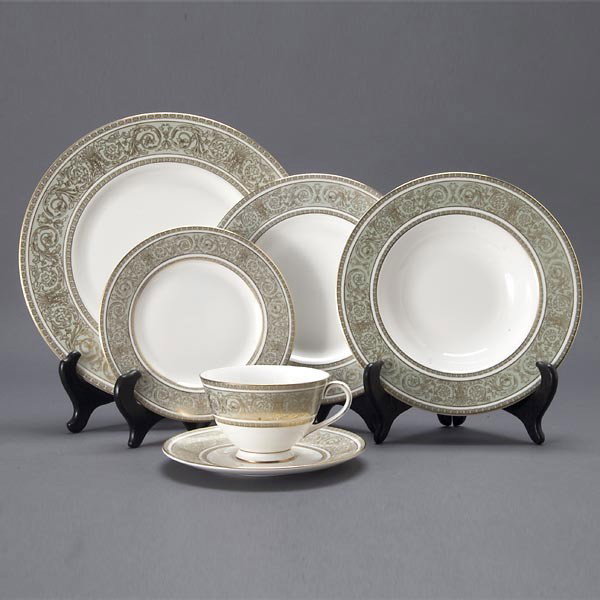 Royal Doulton Set in the English Renaissance Patt: Royal Doulton Partial Dinner Service Set in the English Renaissance Pattern: ten dinner plates (diameter 10 1/2 inches); eleven salad plates (diameter 8 inches); six bowls; eight bread plates; twelve 