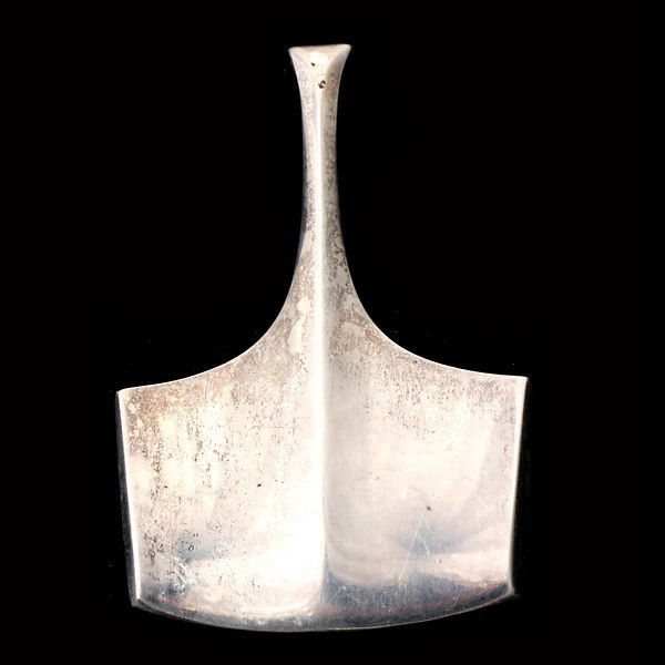 D. ANDERSEN, B.S. OSTERN WHALE TAIL S/S PENDANT.: DAVID ANDERSEN, BJORN SIGURD OSTERN WHALE TAIL STERLING SILVER PENDANT. Sterling silver measuring approximately 70 mm x 45 mm. 22.6 dwts {Note: Circa 1935, David Anderson Norway Sterling 925 S INV BSO