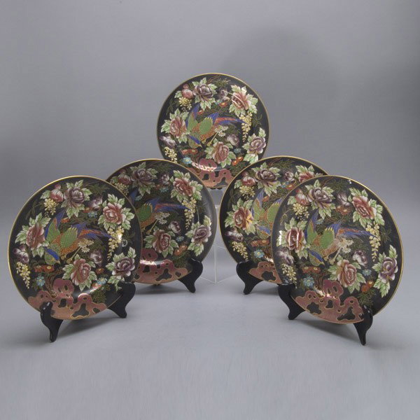 Five Masons Ironstone China Service Plates: Five Masons Ironstone China Service Plates {Diameter 10 1/2 inches} [With another broken]