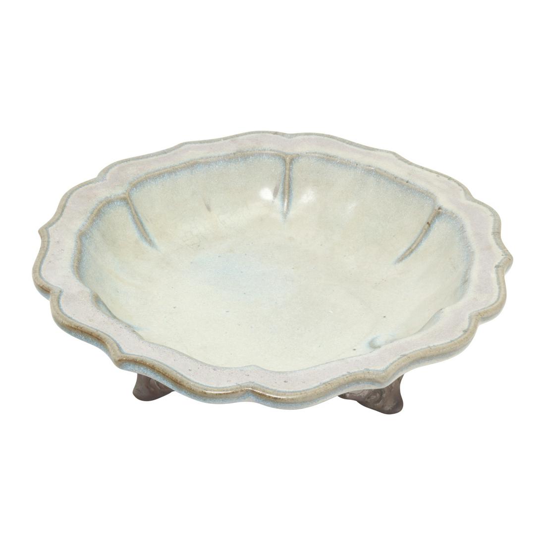 Chinese Jun Foliate Tripod Bowl (1 of 3)