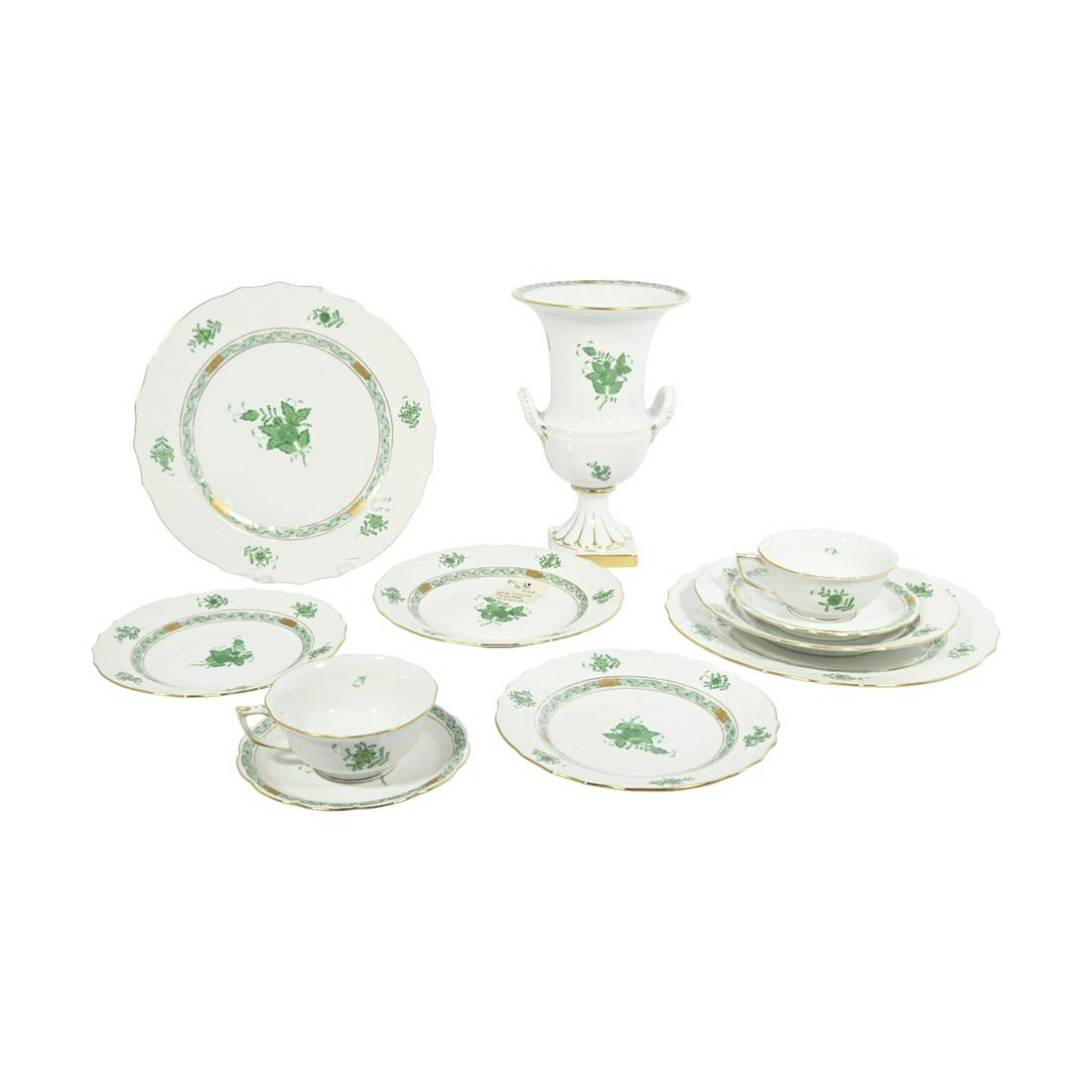 Herend Porcelain Green Chinese Bouquet Tableware. (1 of 3)