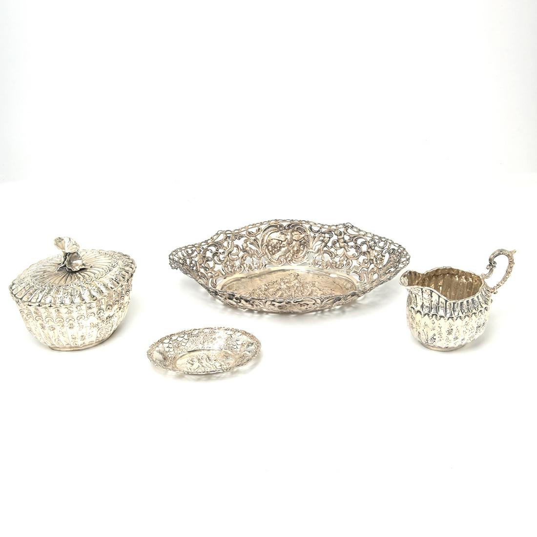 Continental .800 Silver Table Articles (1 of 3)