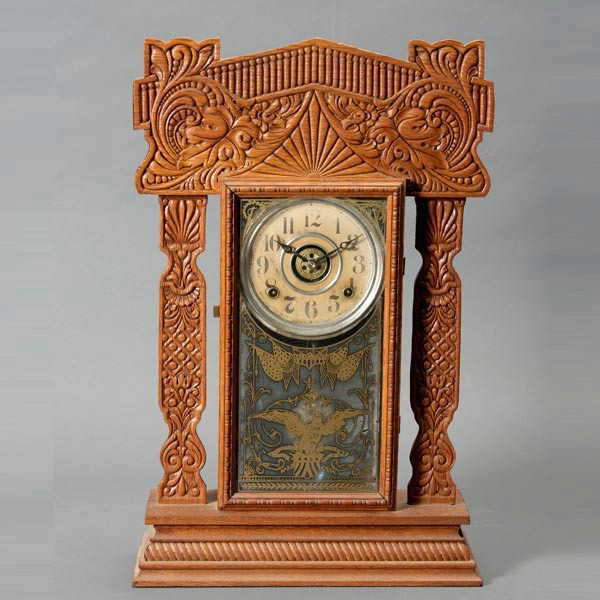 596 E. Ingraham Co. Bristol Conn Oak Shelf Clock