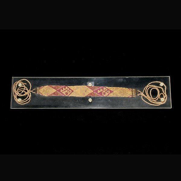 diadem, ancient peru: Diadem, ancient Peru (Chimu, Chancay or Inca). Woven camelid fibers with bird and geometric figures. Mounted in plexiglas. Length 20 inches. Provenance: the estates of Douglas Hague and Jorge Euan, Sa
