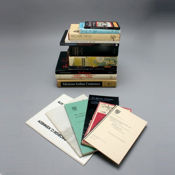 15 books on spanish colonial art: Fifteen Books on Spanish Colonial Art. Provenance: the estates of Douglas Hague and Jorge Euan, San Francisco, CA. Collected in the 1960's.