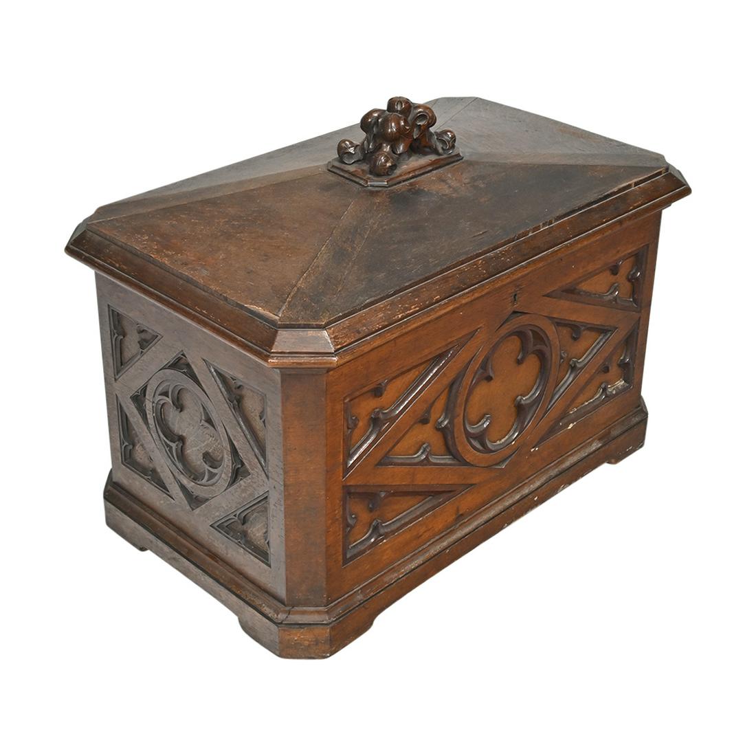 19th Century Gothic Style Carved Elm Storage Chest. (1 of 3)