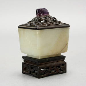 8050: A Small Square Jade Covered Vessel, Qing Dynasty