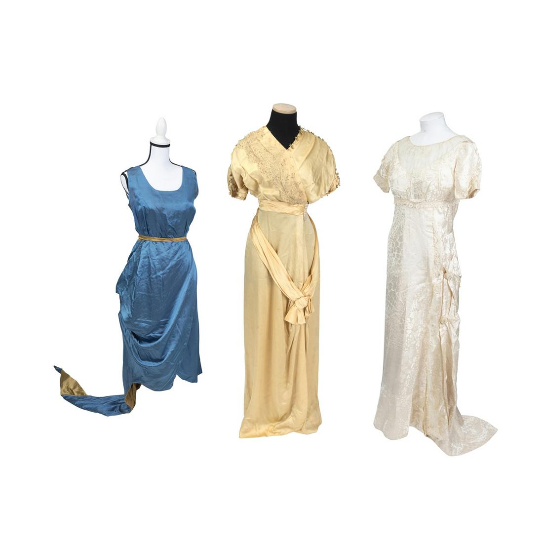 Three Late Edwardian Silk Dresses. (1 of 5)