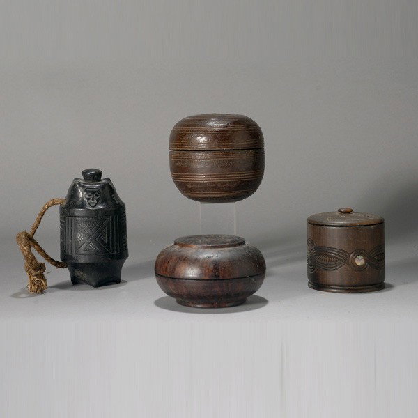 4 vessels Maori Kuba India tribal art: Four lidded vessels. KUBA (DR Congo), Maori, and two turned wood from India. Height of Kuba 5 3/4 inches. All in good condition.