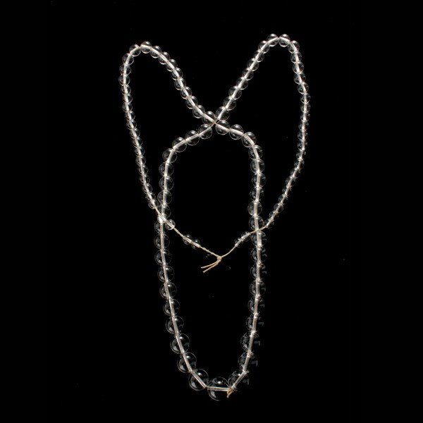 ROCK CRYSTAL QUARTZ BEAD NECKLACE.