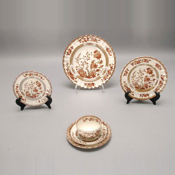 Spode Dinner Service in the Indian Tree Pattern: Spode England Partial Dinner Service in the Indian Tree Pattern: eighteen dinner plates (diameter 10 1/4 inches); twenty-eight dessert plates (diameter 7 3/4 inches); forty-one bread plates (diameter