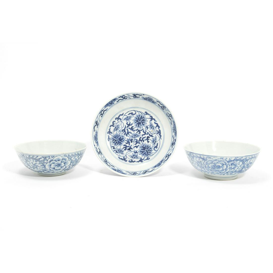 Group of Three Chinese Blue and White Porcelain Items (1 of 3)