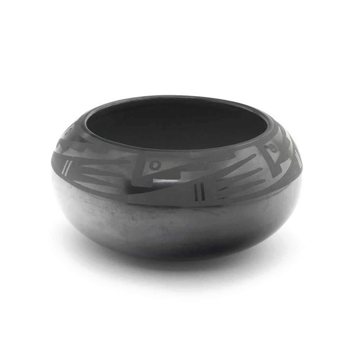 Maria Santana Ortiz Black Pottery Olla (1 of 4)