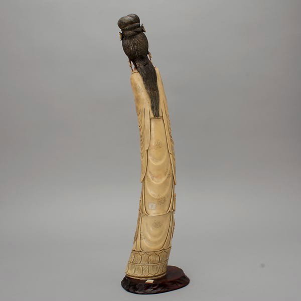 A Standing Ivory Beauty*, 19th Century - 3