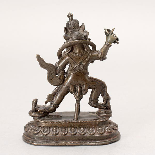 A Bronze Figure of Vajrapuni, Tibet, 18th/19th C - 4