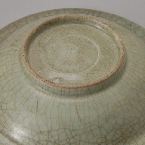 Two Ming Dynasty Celadon-Glazed Chargers - 5