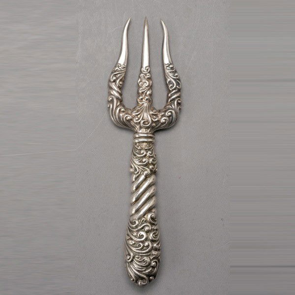 English Sterling Serving Fork in the Rococo Style: English Sterling Serving Fork in the Rococo Style {Total silver weight 2.16 troy oz; height 6 7/8 inches}