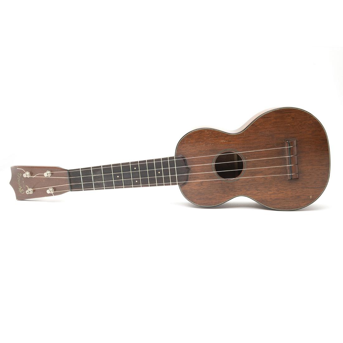 Vintage C.F. Martin Ukelele (1 of 5)