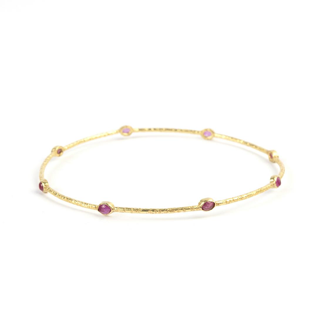 Ruby, 18k Yellow Gold Bracelet. (1 of 3)