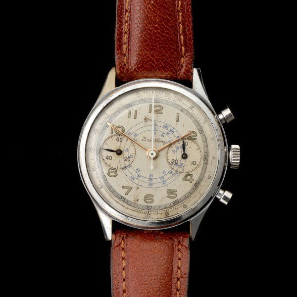 BREITLING CHRONOGRAPH STAINLESS STEEL WRISTWATCH.: BREITLING CHRONOGRAPH STAINLESS STEEL WRISTWATCH. DIAL: Round, silvered polished and textured, luminous Arabic numeral hour markers, polished outer minutes track, farthest outer black telemeter track,