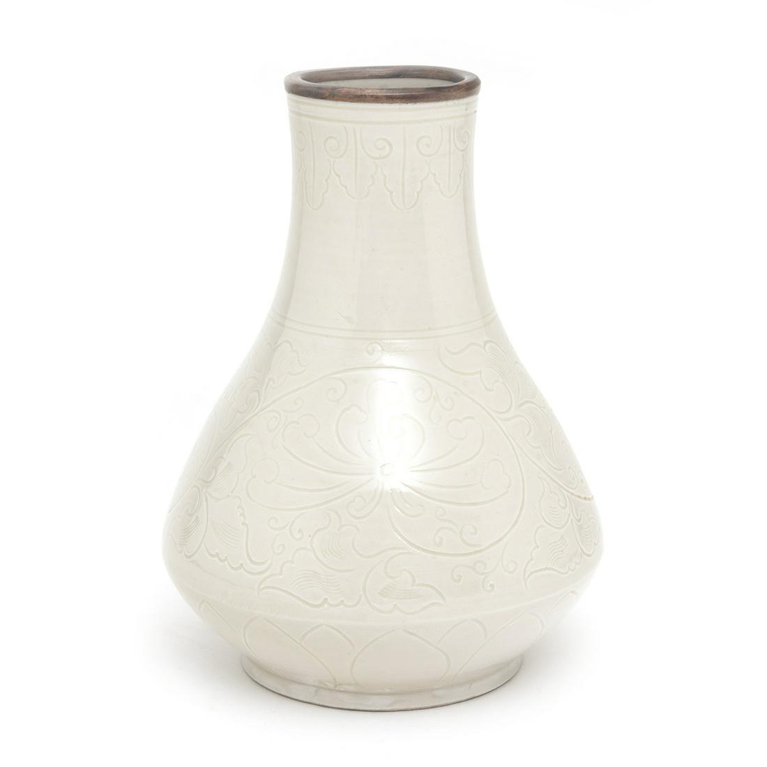 Chinese Ding-Type Pear Vase (1 of 3)