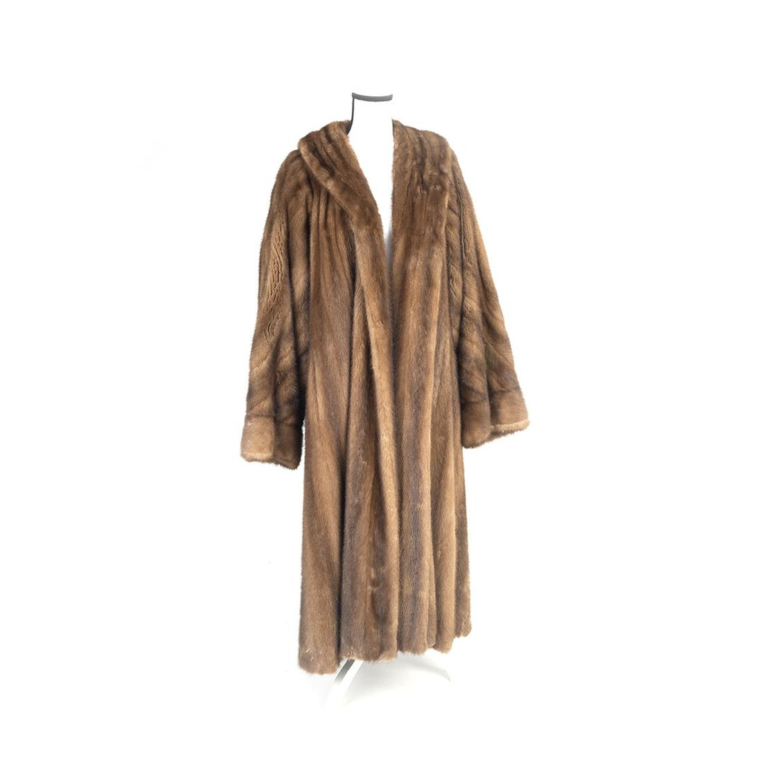 Full Length Fendi Brown Mink Coat: Full Length Fendi Brown Mink Coat. Fendi branded brown silk lining. {Approximate dimensions: 54 inches long, sleeves 28 inches long.}. Condition: Separation and shattering to lining, mainly to shoulde