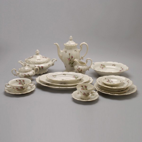 Rosenthal Service in the Pompadour Pattern:113: Rosenthal Porcelain Dinner Service in the Pompadour Pattern: twelve dinner plates (diameter 10 inches); twelve salad plates; twelve soup bowls (diameter 8 1/2 inches); twelve fruit bowls; eleven bread