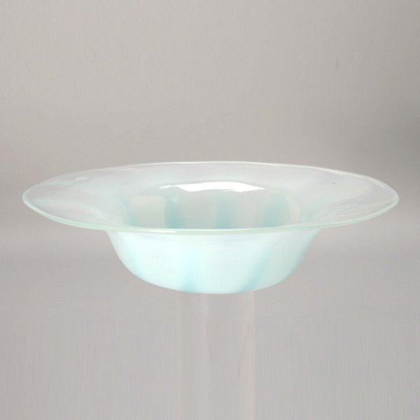Tiffany Studios favrile Blue pastel opalescent bo: Tiffany Studios Blue Pastel Opalescent Bowl. The wide flaring rim bowl with clear and turquoise opalescence, the center of the bowl with radiating swirls of turquoise opalescence, the bowl cut to reve