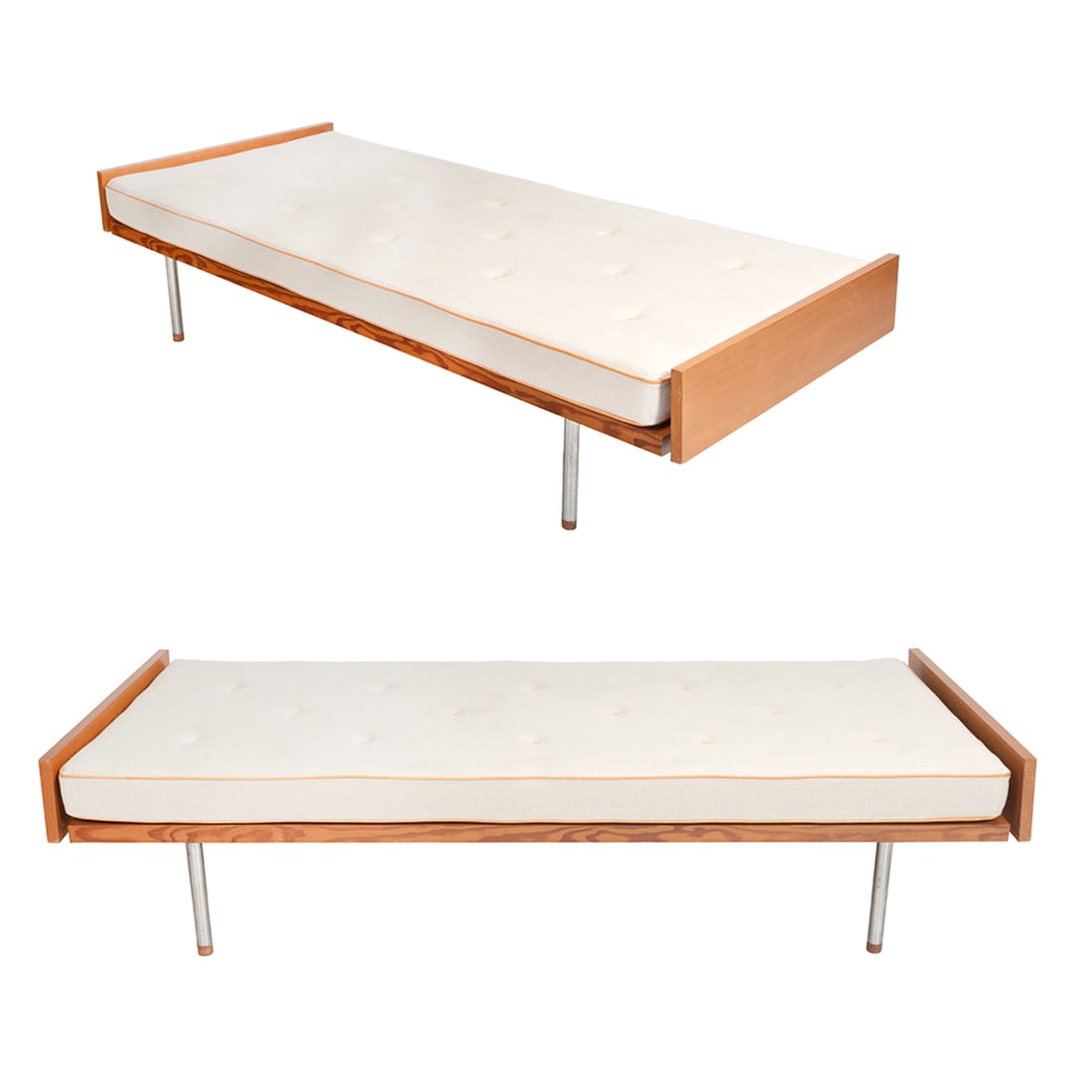 Pair Hanne & Torben Valeur for Ole Palsby Pine Daybeds: Pair of Hanne & Torben Valeur for Ole Palsby Pine Daybeds. Tufted off-white upholstery with light brown leather piping and buttons, pine bodies, round silver metal legs with pine feet. {Approximate di