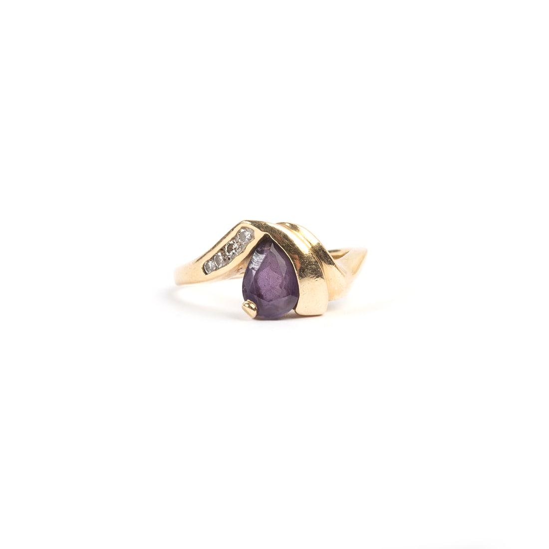 Amethyst, Diamond, 14k Yellow Gold Ring. (1 of 4)