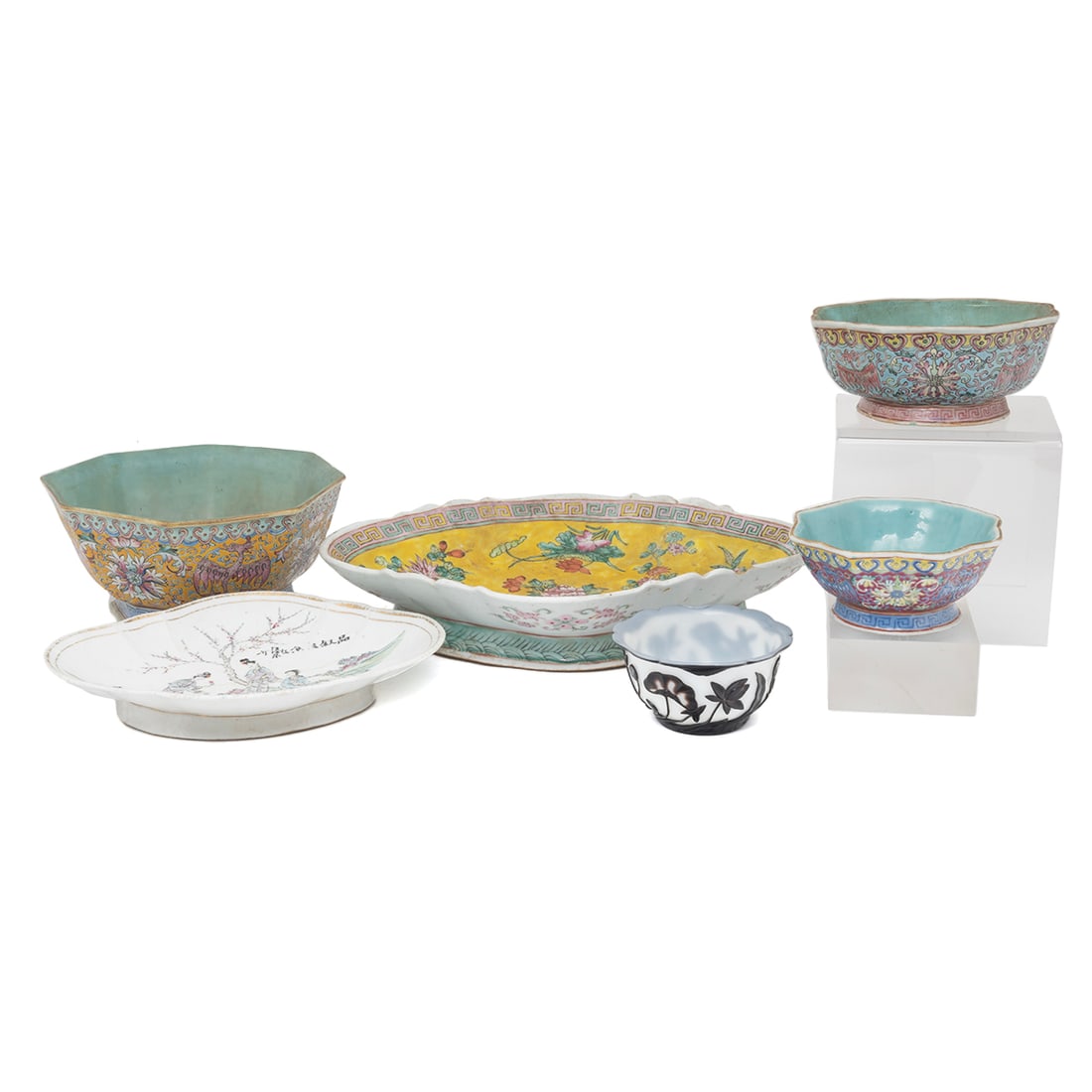 Chinese Famille Rose Porcelains and a Peking Glass Bowl (1 of 4)