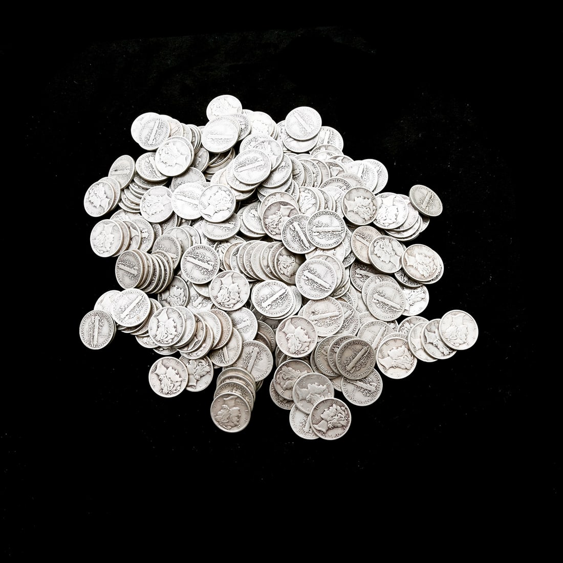 US Mercury Dimes(300) Mixed Condition, Unresearched. (1 of 1)