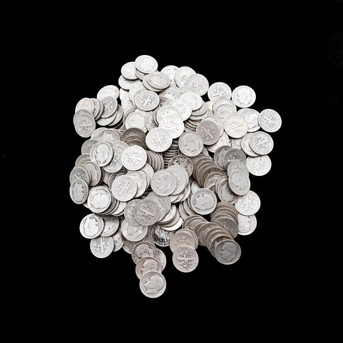 US Roosevelt Dimes 90% Silver (300) Mixed Condition. (1 of 1)