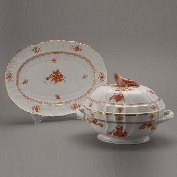 Herend Covered Tureen with Parrot and Undertray: Herend Rust Chinese Bouquet Covered Tureen with Parrot Finial and a Matching Undertray {Height of tureen 9 inches; length of tray 15 inches}