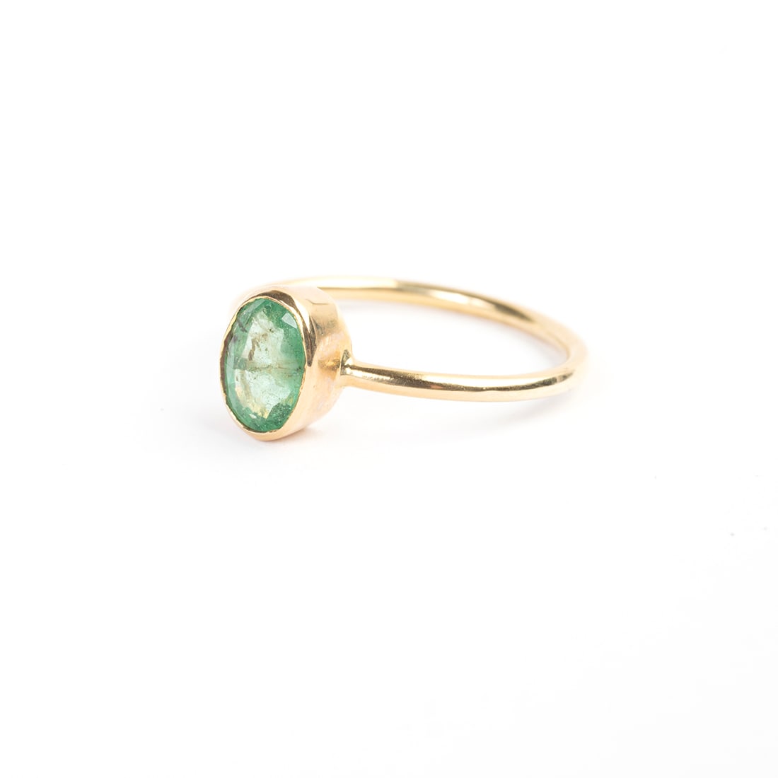 Emerald, 18k Yellow Gold Ring. (1 of 3)