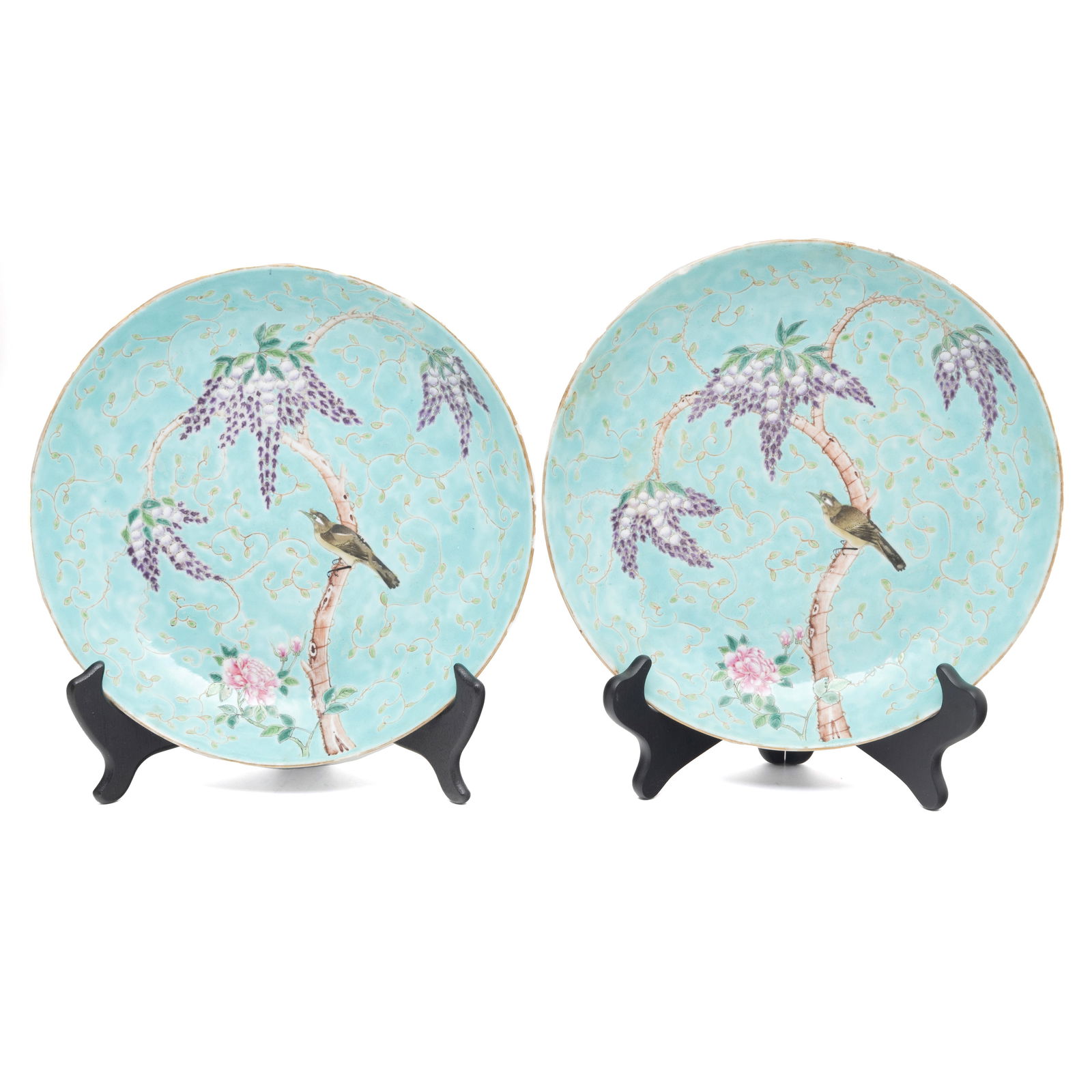 Two Dayazhai Type Turquoise Ground Dishes, Guangxu Mark (1 of 3)