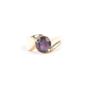 Amethyst, 14k Yellow Gold Ring.