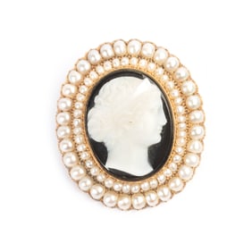 Black Onyx Cameo, Half Pearl, 14k Yellow Gold Brooch.