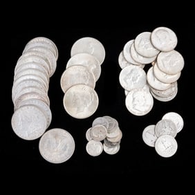 US Silver Coins Including Morgan and Peace Dollars etc